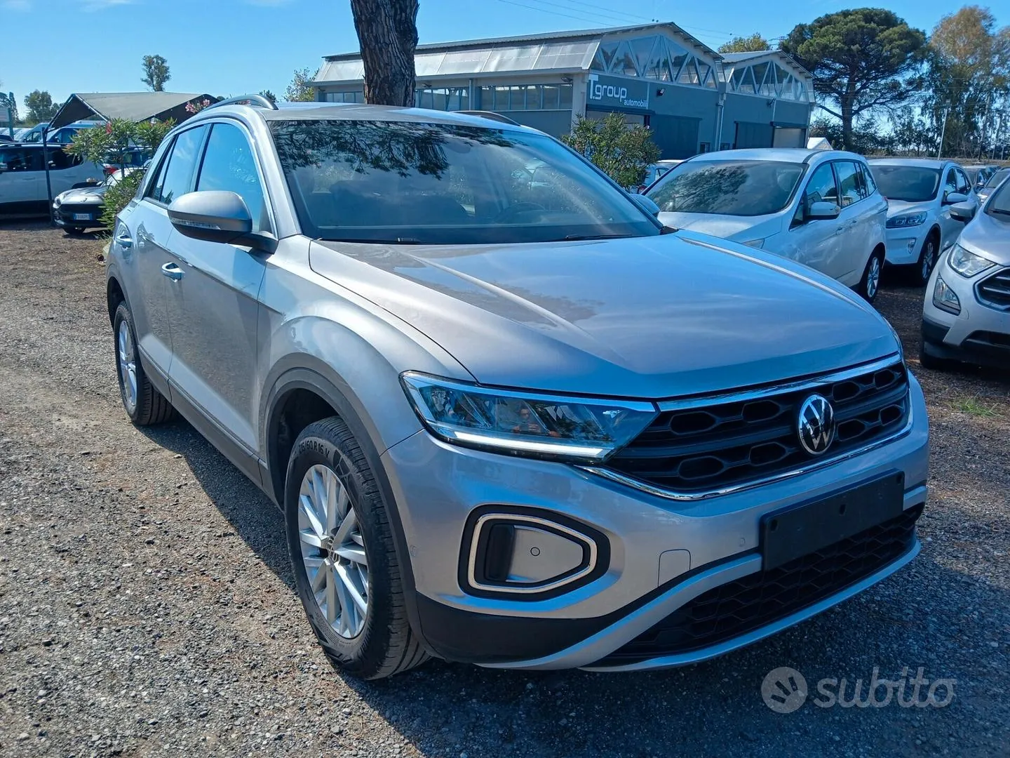 Volkswagen T-Roc 2023 photo 3