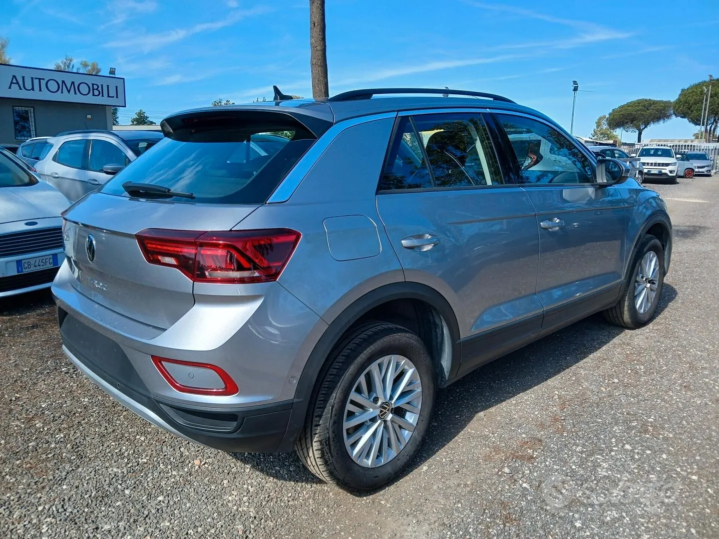 Volkswagen T-Roc 2023 photo 5