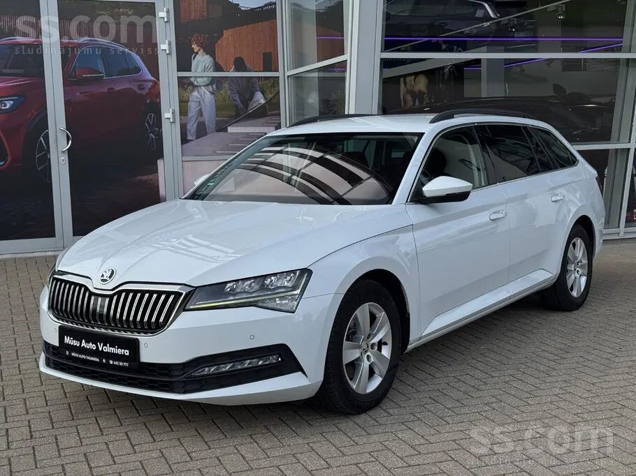 Skoda Superb 2022 photo 3