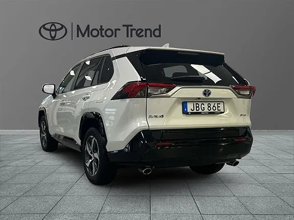 Toyota Rav4 2025 photo 3