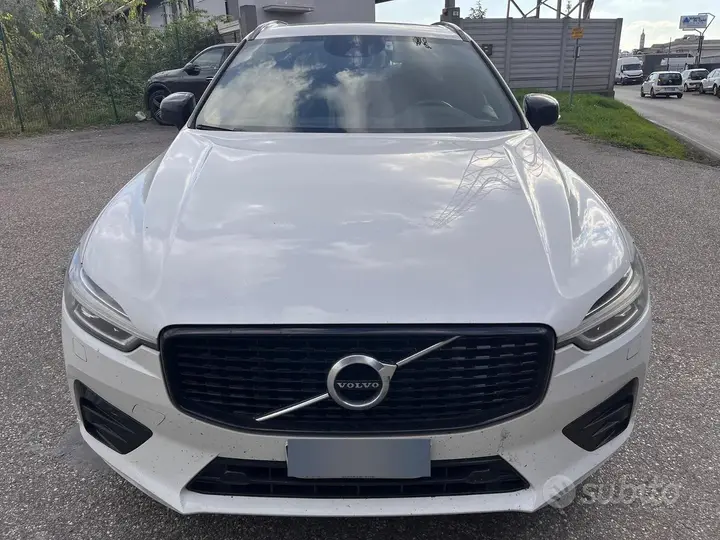 Volvo Xc60 2020 photo 2