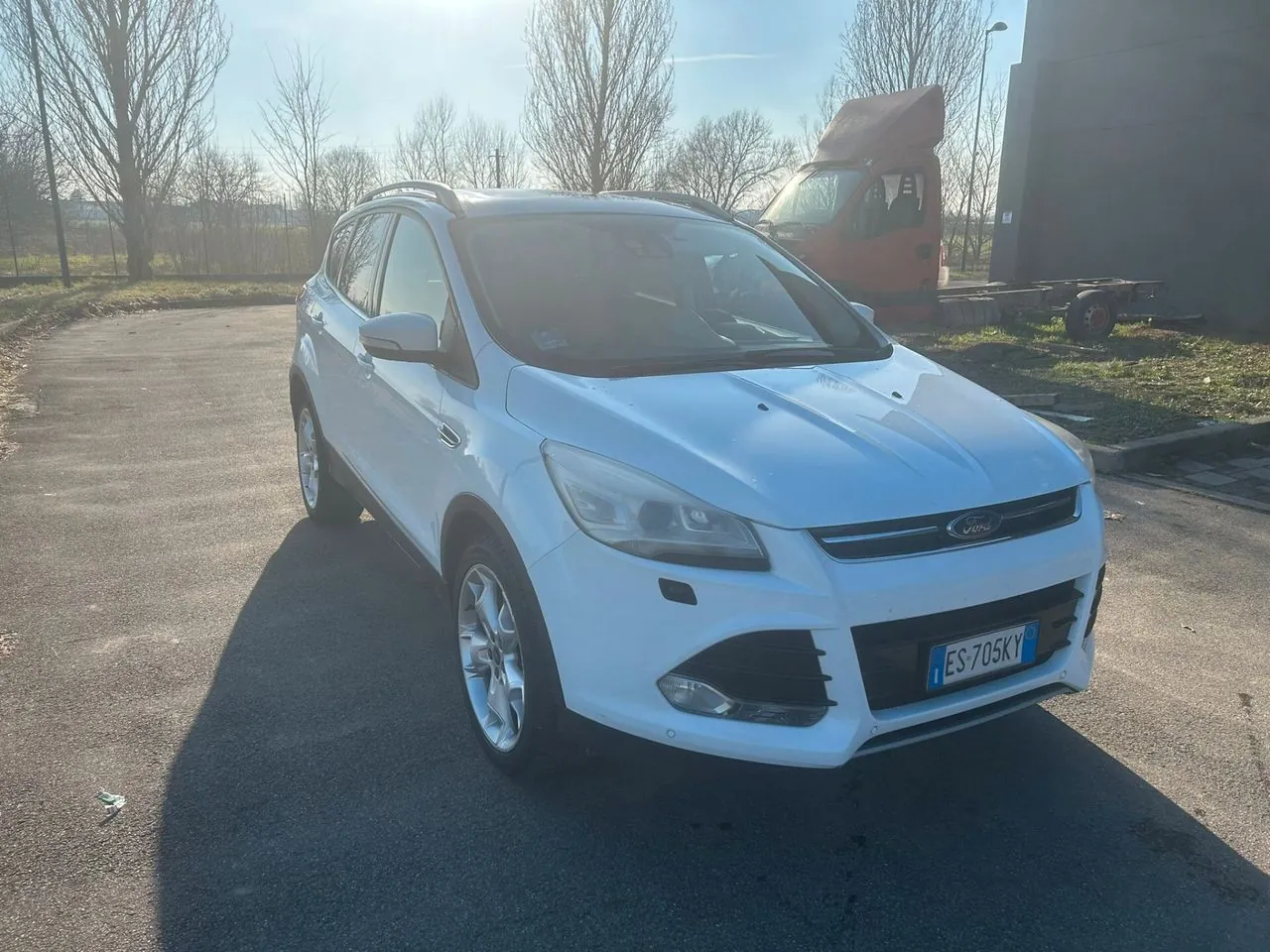 Ford Kuga 2013 photo 2