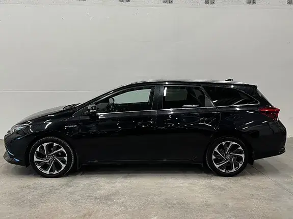 Toyota Auris 2016 photo 4