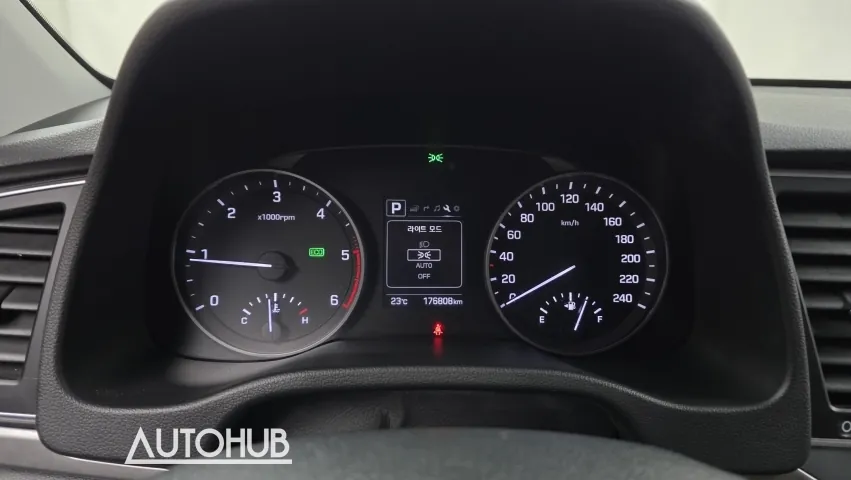 Hyundai Avante 2017 photo 4