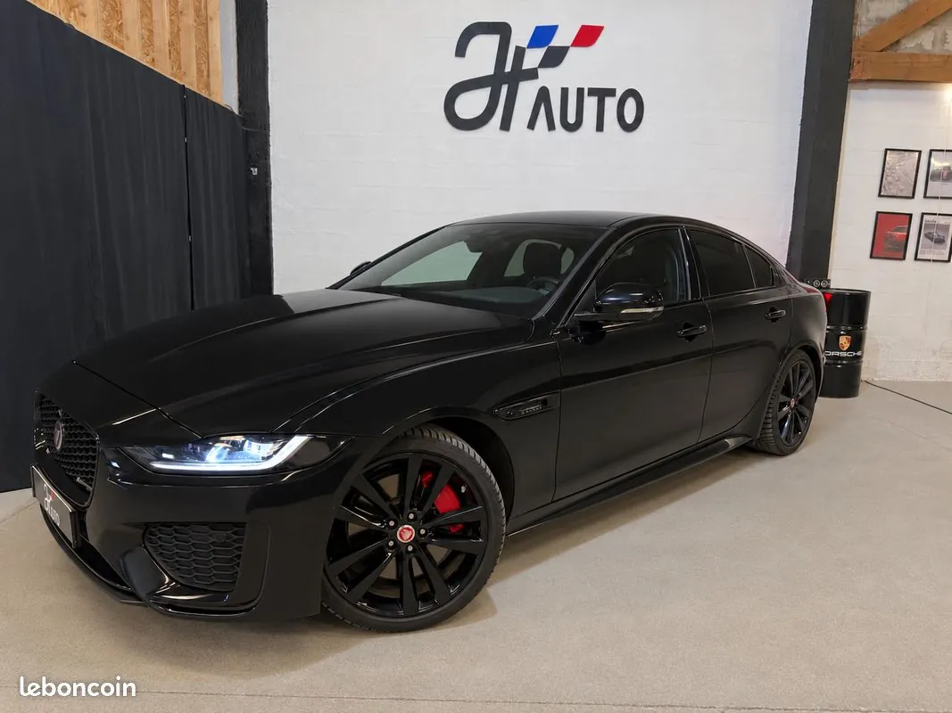 Jaguar Xe