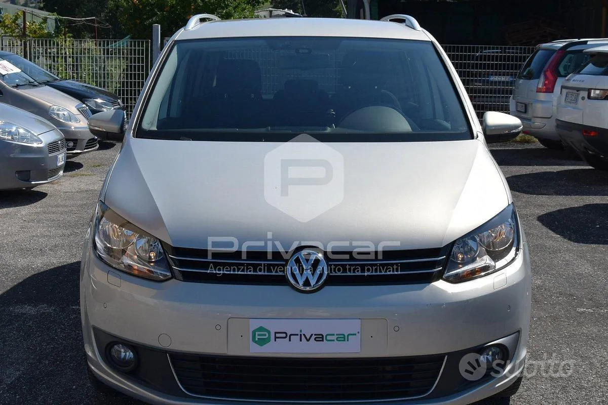 Volkswagen Touran 2014 photo 2
