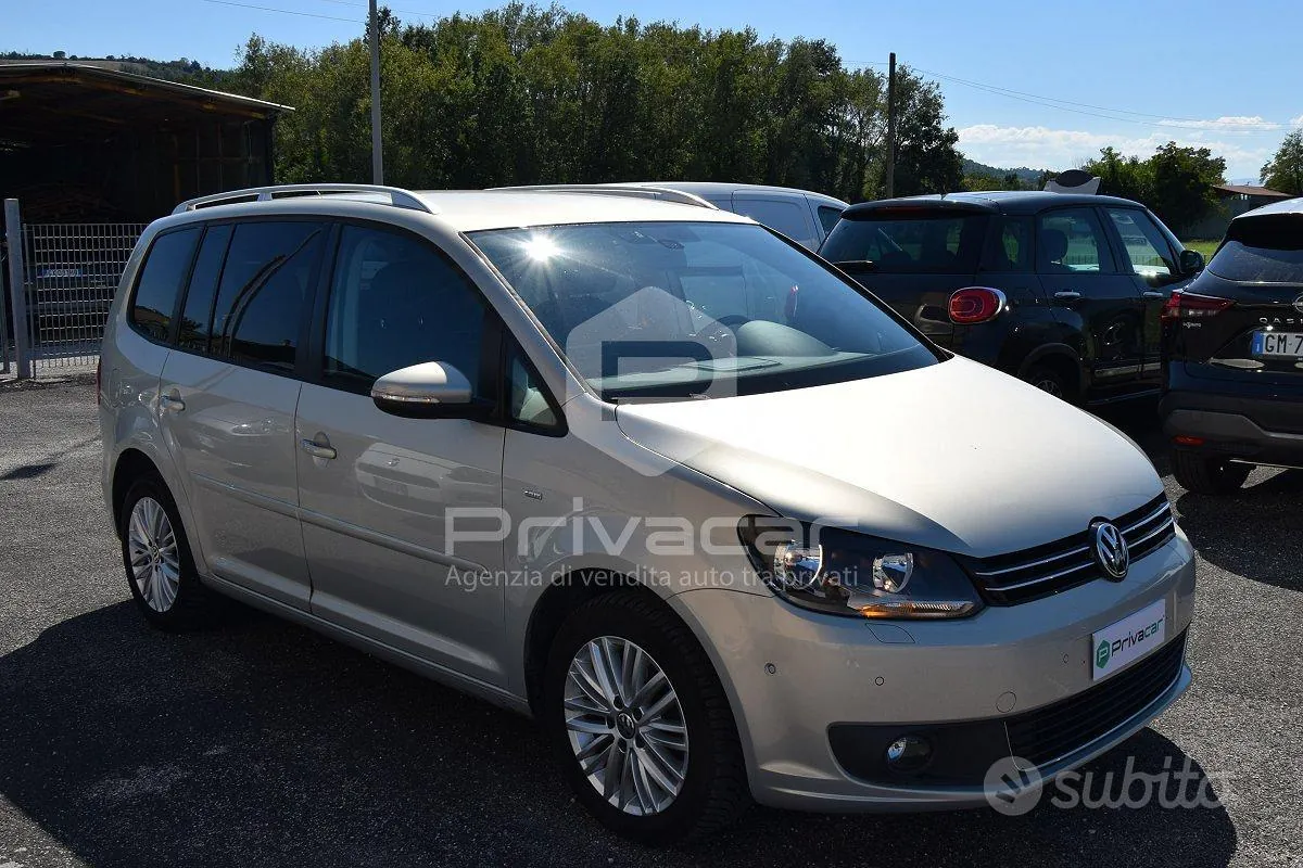 Volkswagen Touran 2014 photo 3