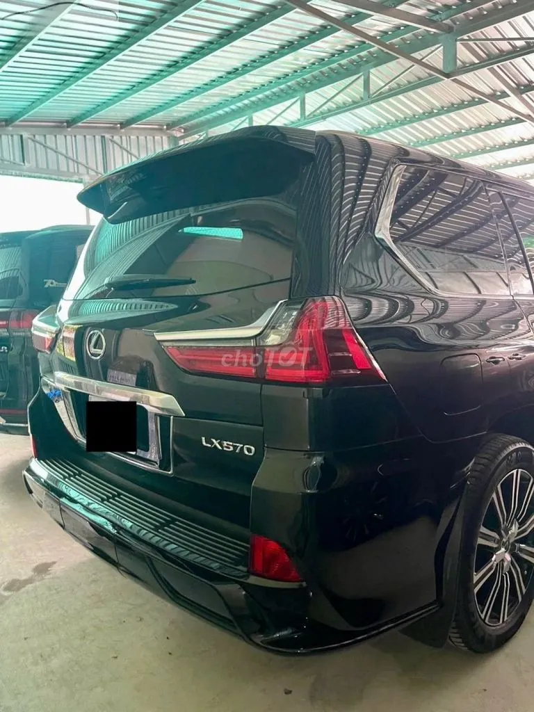 Lexus Lx 570 2020 photo 2
