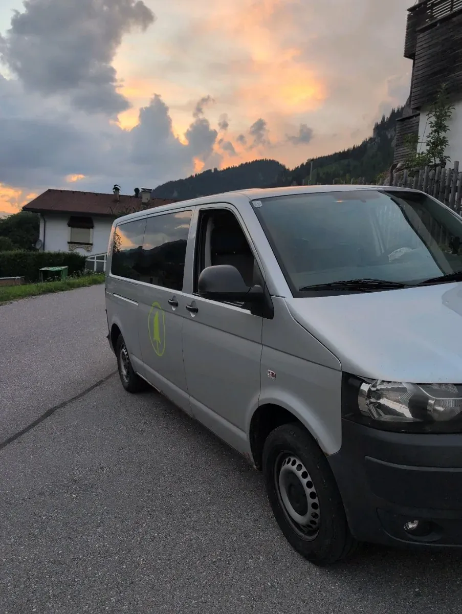 Volkswagen T5 2013 photo 3