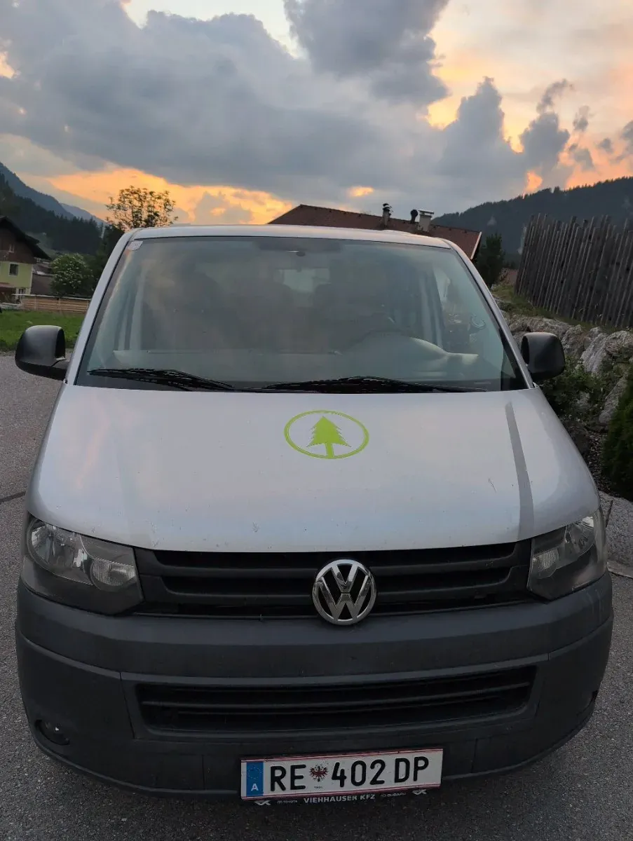 Volkswagen T5 2013 photo 2