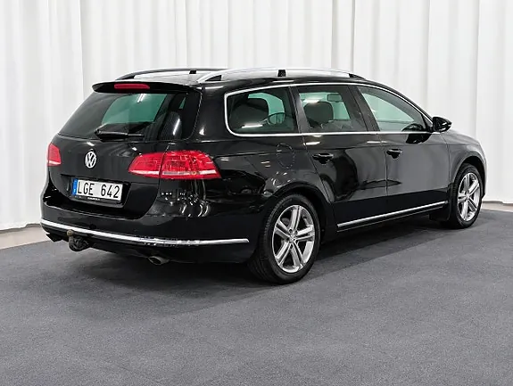 Volkswagen Passat 2011 photo 4
