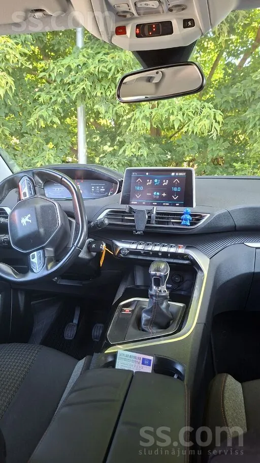 Peugeot 3008 2018 photo 3