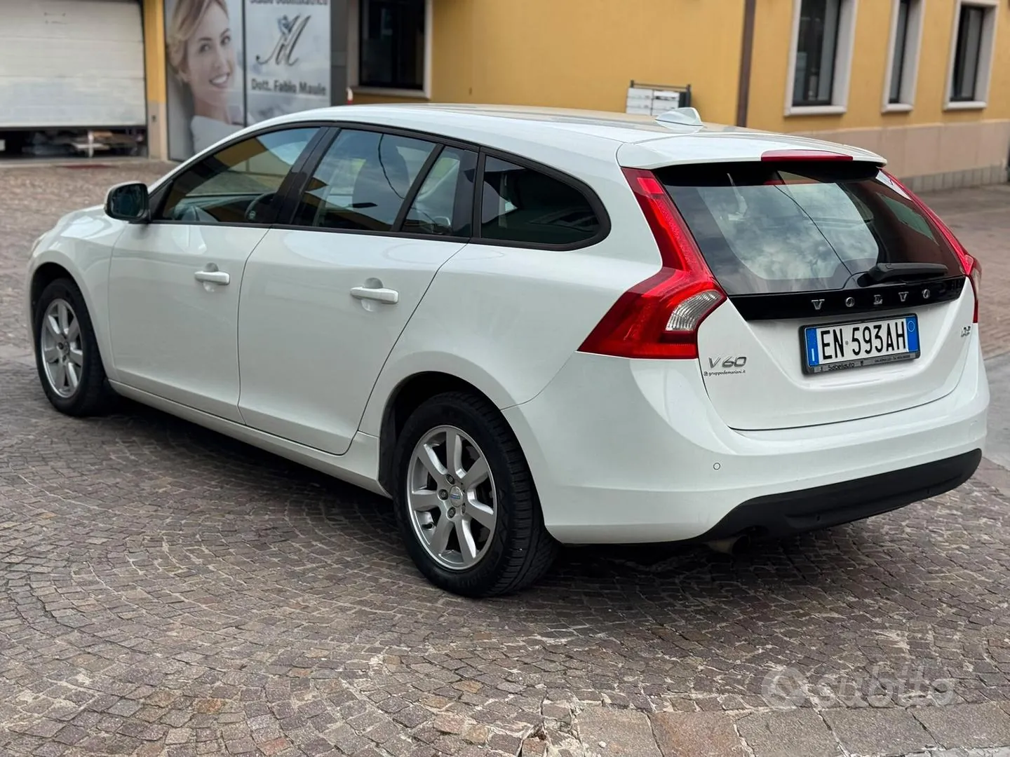 Volvo V60 2012 photo 4