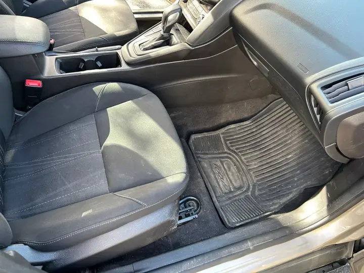 Ford Focus 2017 photo 3