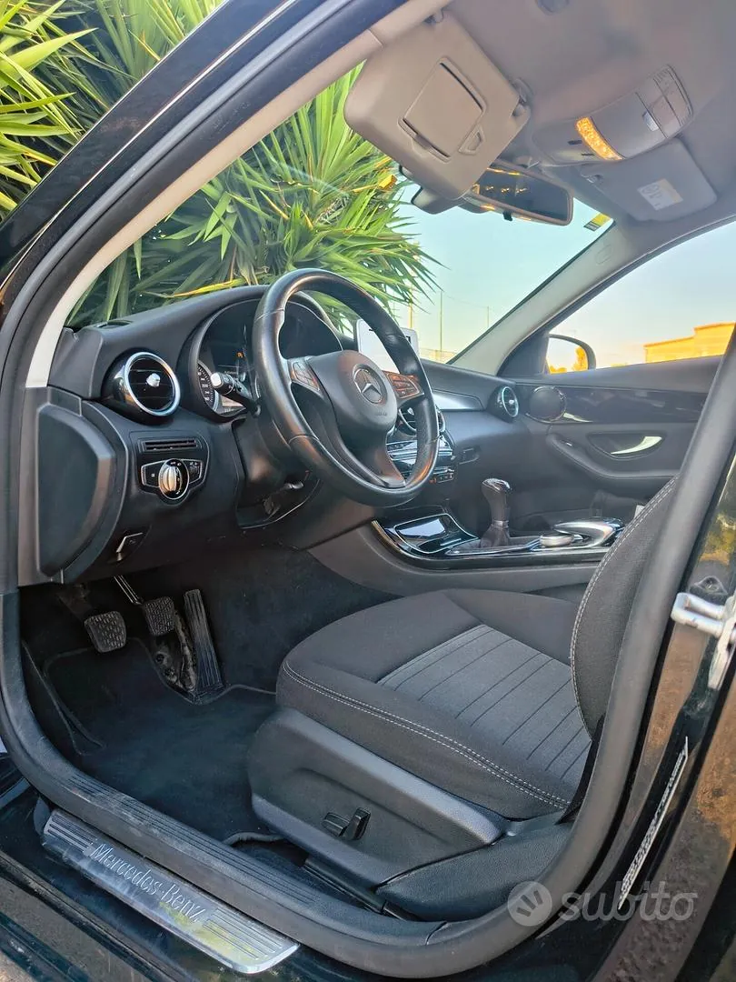 Mercedes-Benz C 200 2015 photo 4