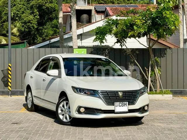 Toyota Premio 2019 photo 2