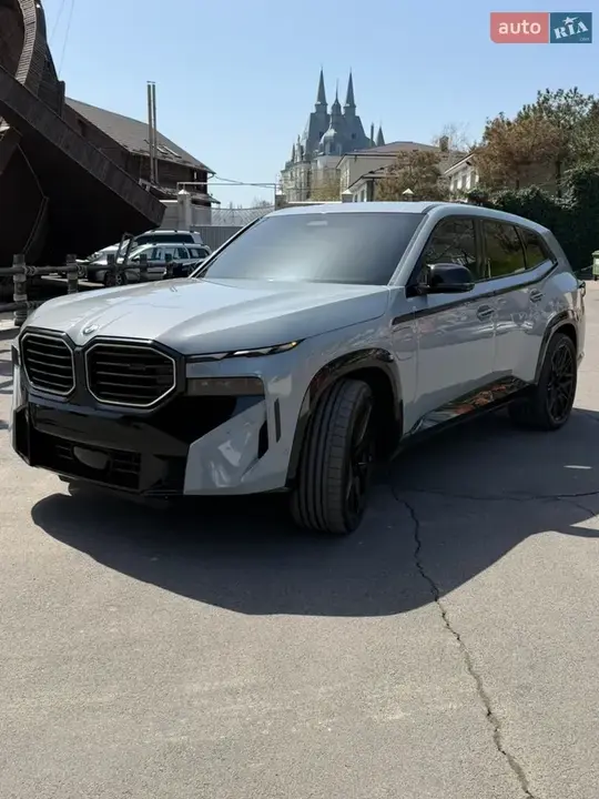 BMW Xm 2023 photo 3