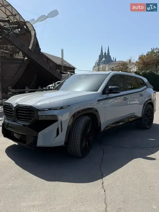 BMW Xm 2023 photo 4