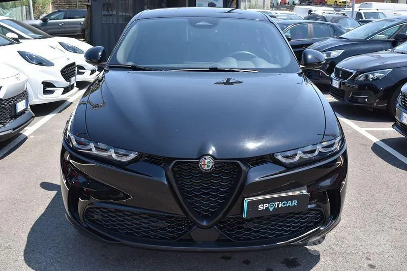 Alfa Romeo Tonale 2024 photo 2