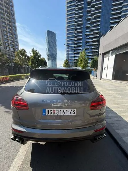 Porsche Cayenne 2016 photo 4