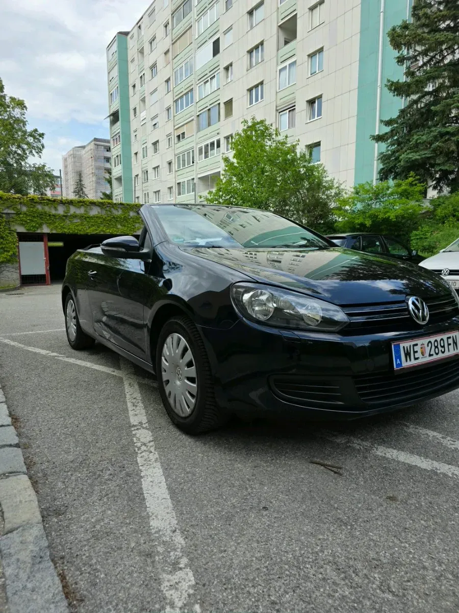 Volkswagen Golf 2012 photo 2