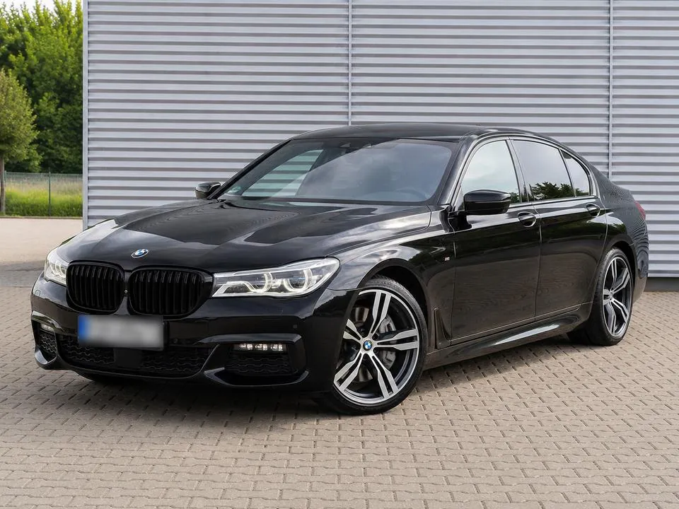 BMW 750D