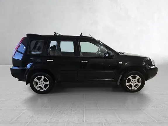 Nissan X-Trail 2005 photo 2