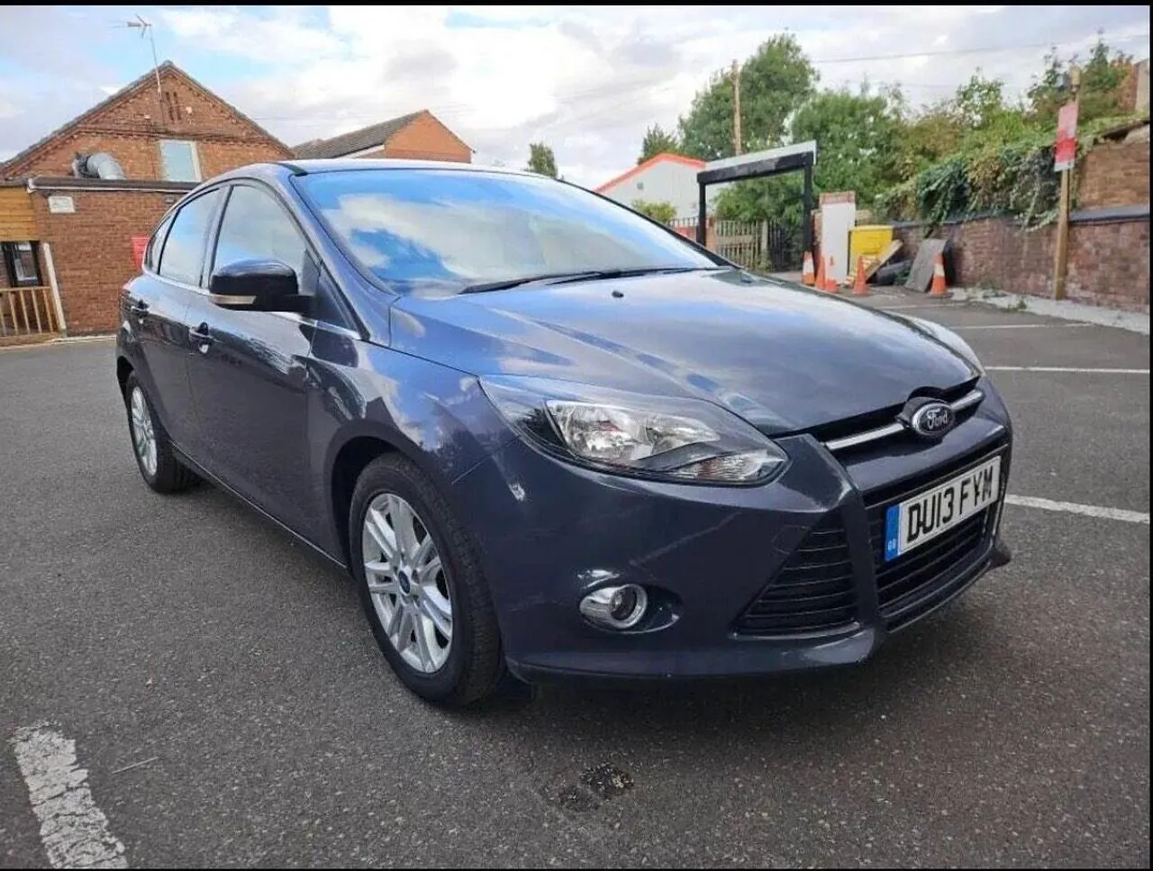 Ford Focus 2013 photo 3