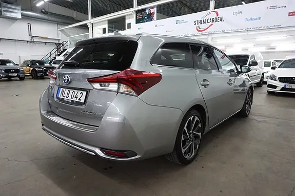 Toyota Auris 2016 photo 5