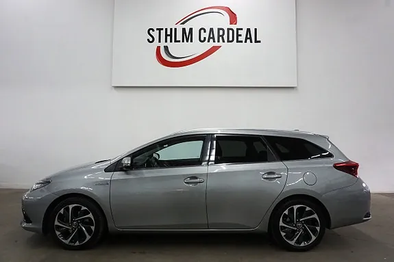 Toyota Auris 2016 photo 3