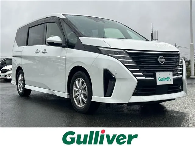 Nissan Serenade