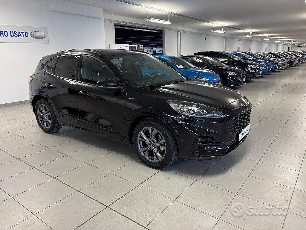 Ford Kuga 2022 photo 2