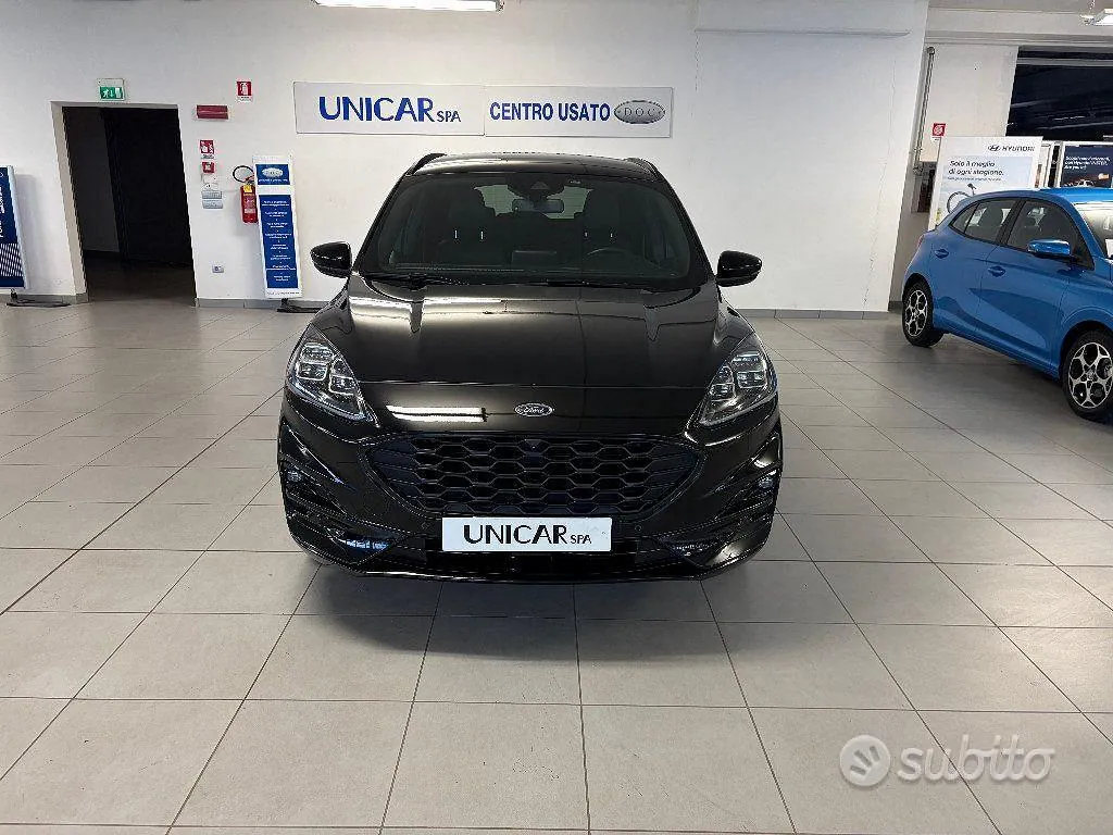 Ford Kuga 2022 photo 3