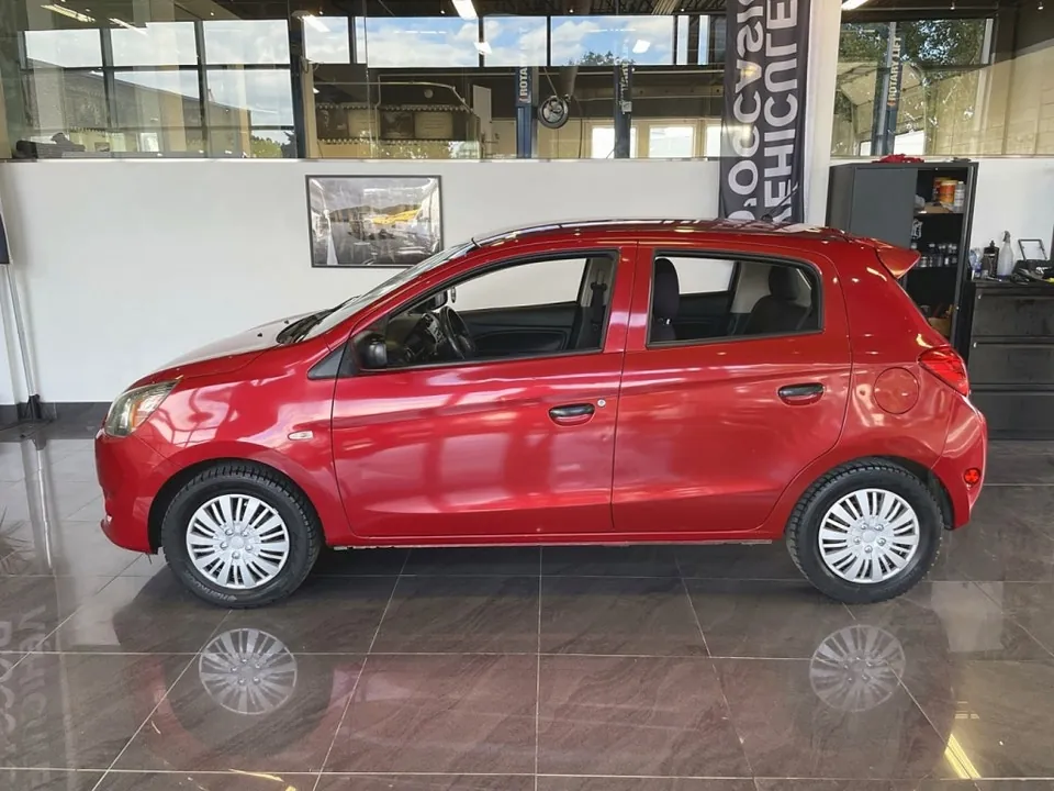 Mitsubishi Mirage 2015 photo 4