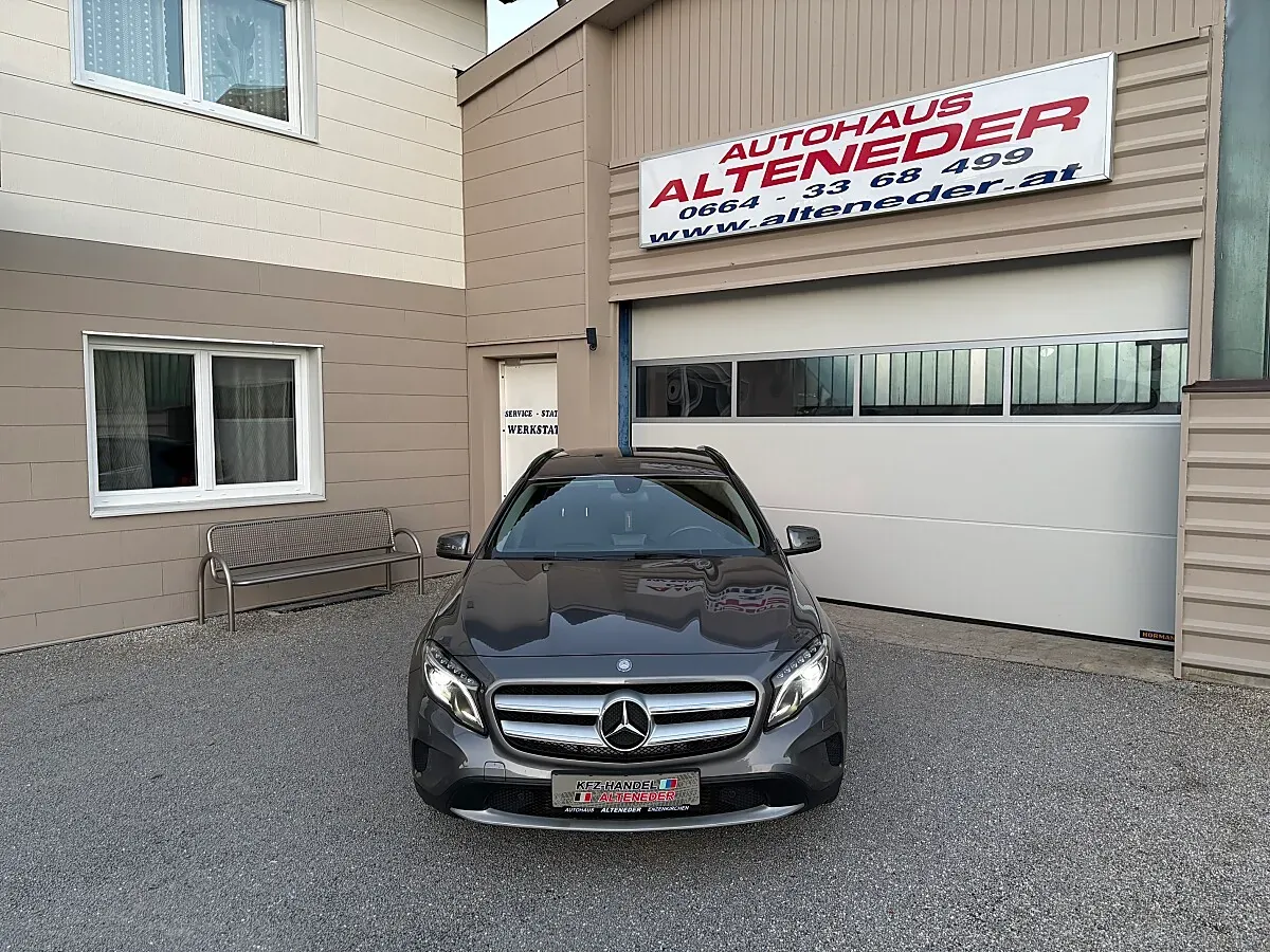 Mercedes-Benz Gla Class 2014 photo 2