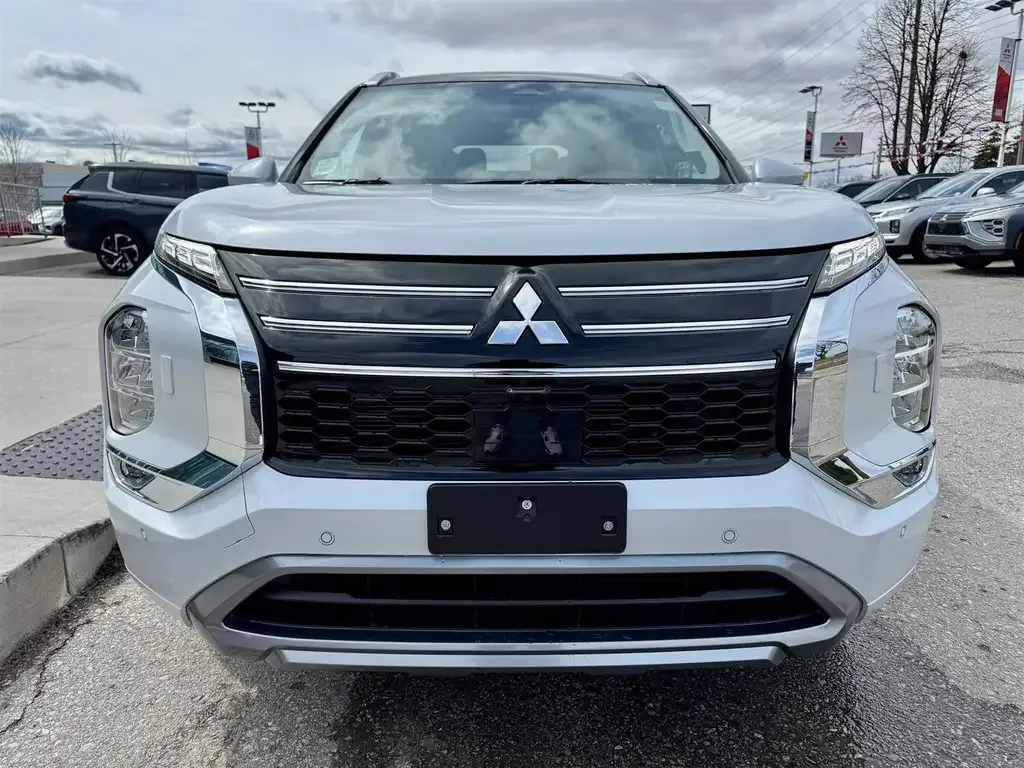 Mitsubishi Outlander 2025 photo 4