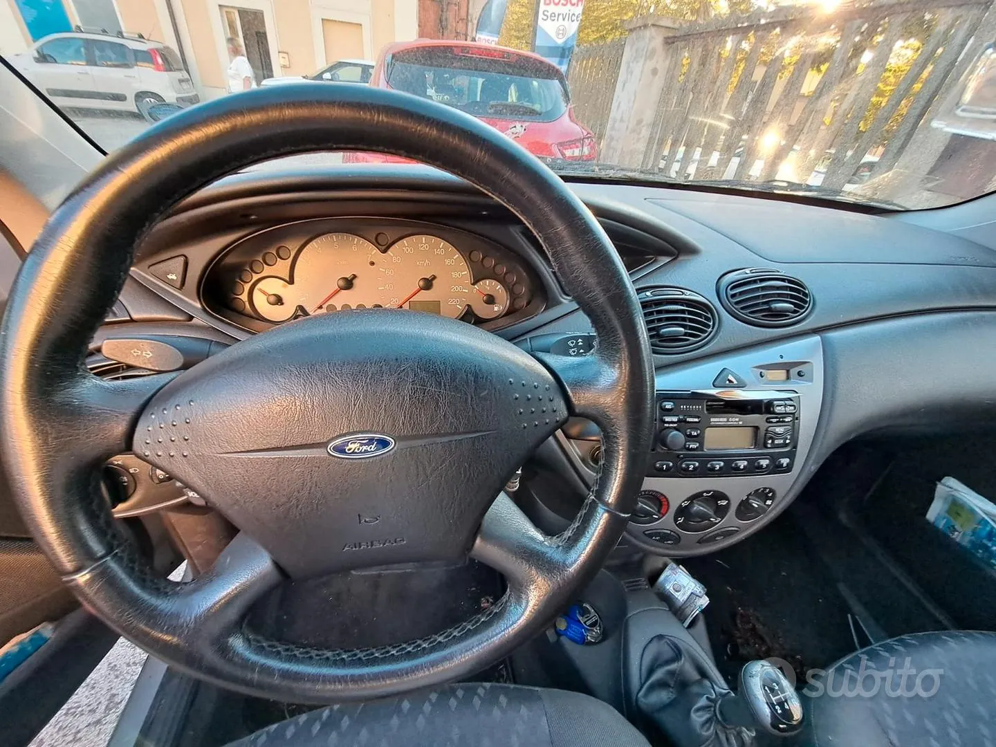 Ford Focus 1999 photo 3