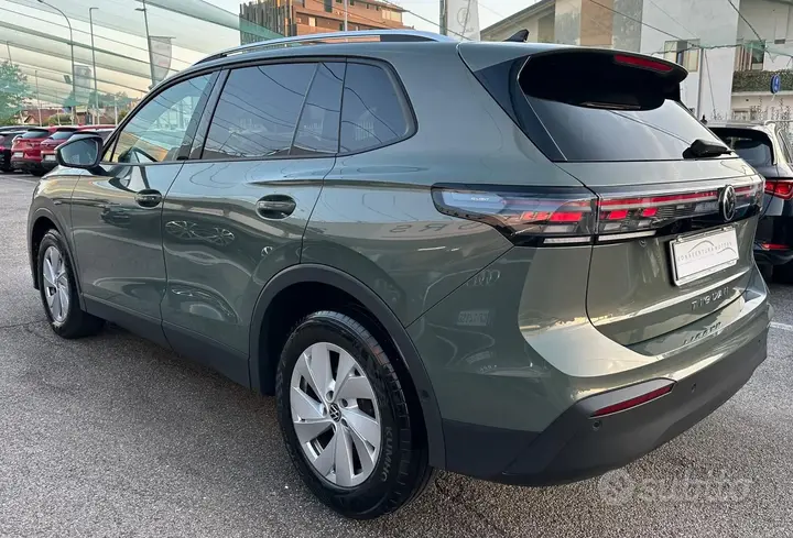 Volkswagen Tiguan 2025 photo 4