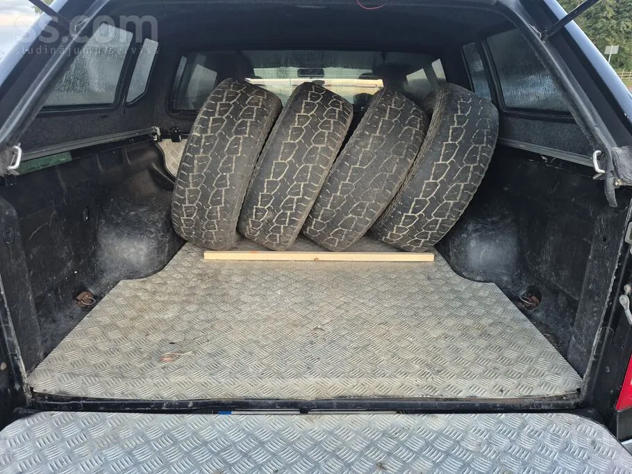 Volkswagen Amarok 2011 photo 5