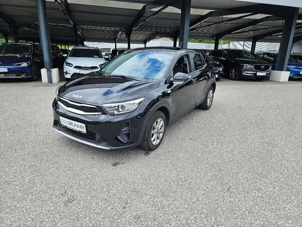 Kia Stonic 2023 photo 2