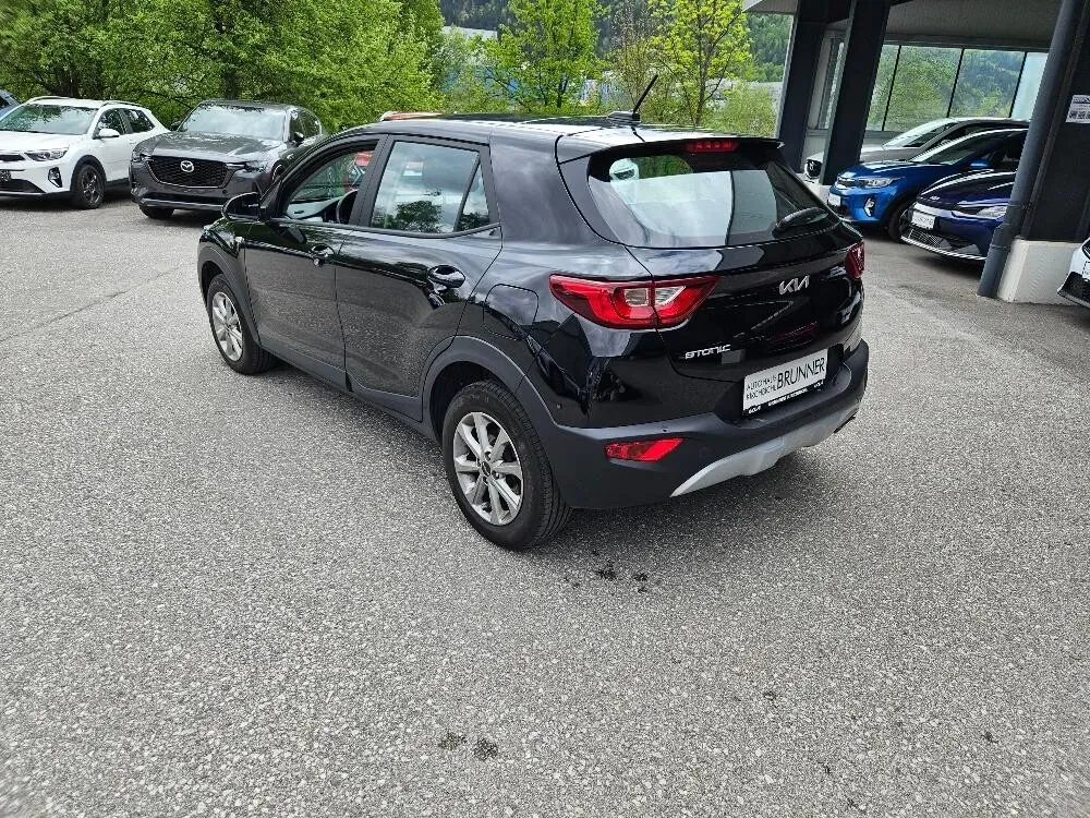 Kia Stonic 2023 photo 3