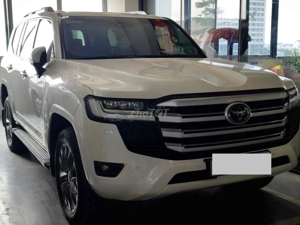 Toyota Land Cruiser Lc300