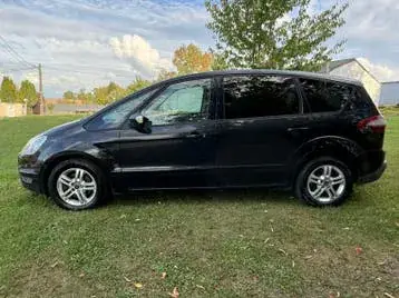 Ford S-Max 2011 photo 2