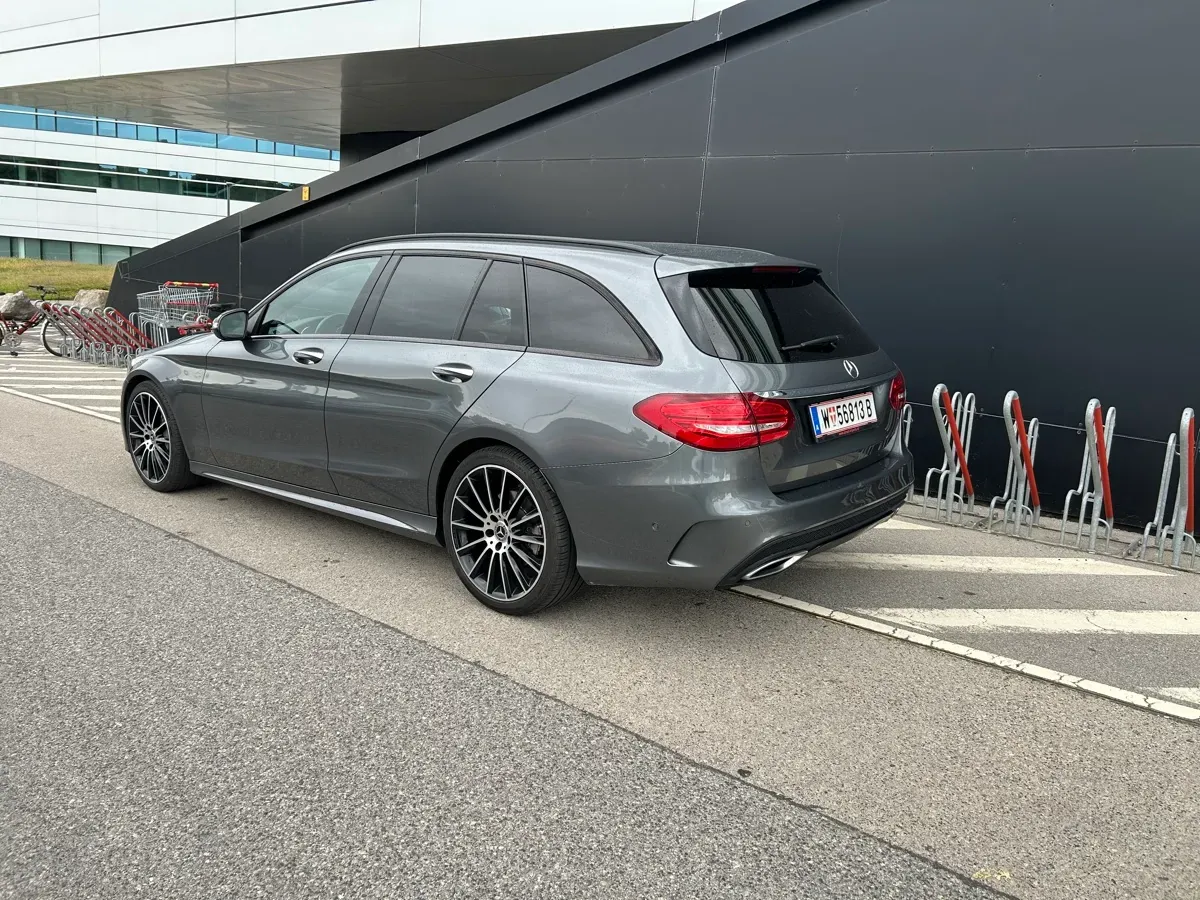 Mercedes-Benz C-Class 2017 photo 2