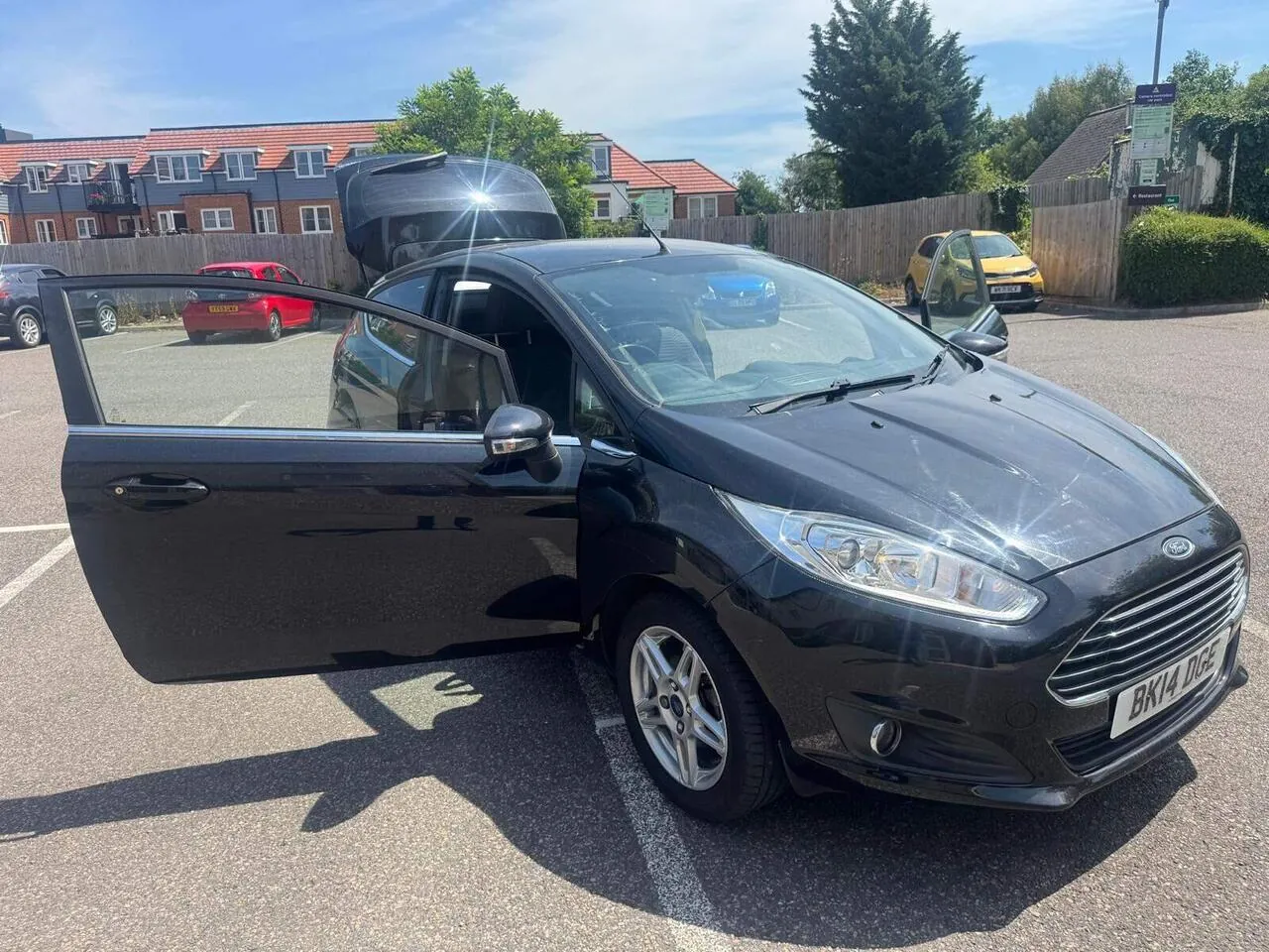 Ford Fiesta 2014 photo 3