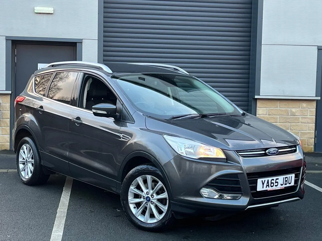 Ford Kuga 2016 photo 2