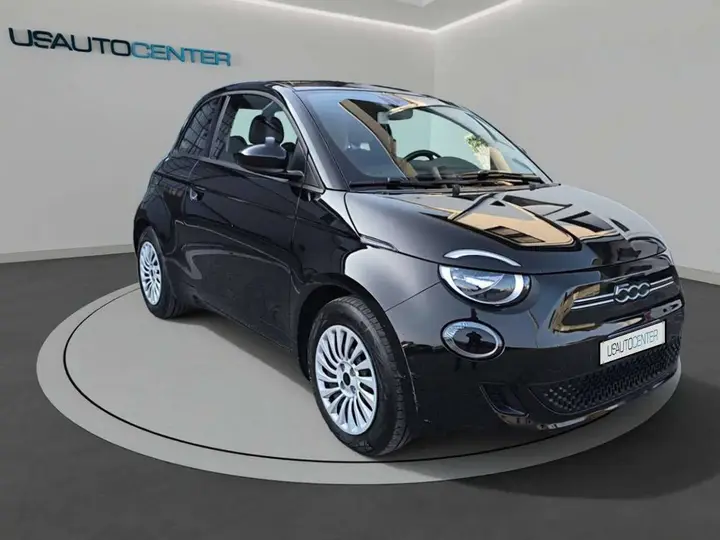 Fiat 500E 2024 photo 2
