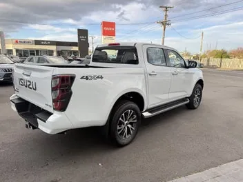 Isuzu D-Max 2026 photo 5