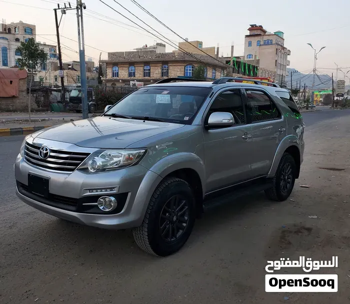 Toyota Fortuner 2015 photo 3