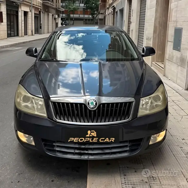 Skoda Octavia 2009 photo 2
